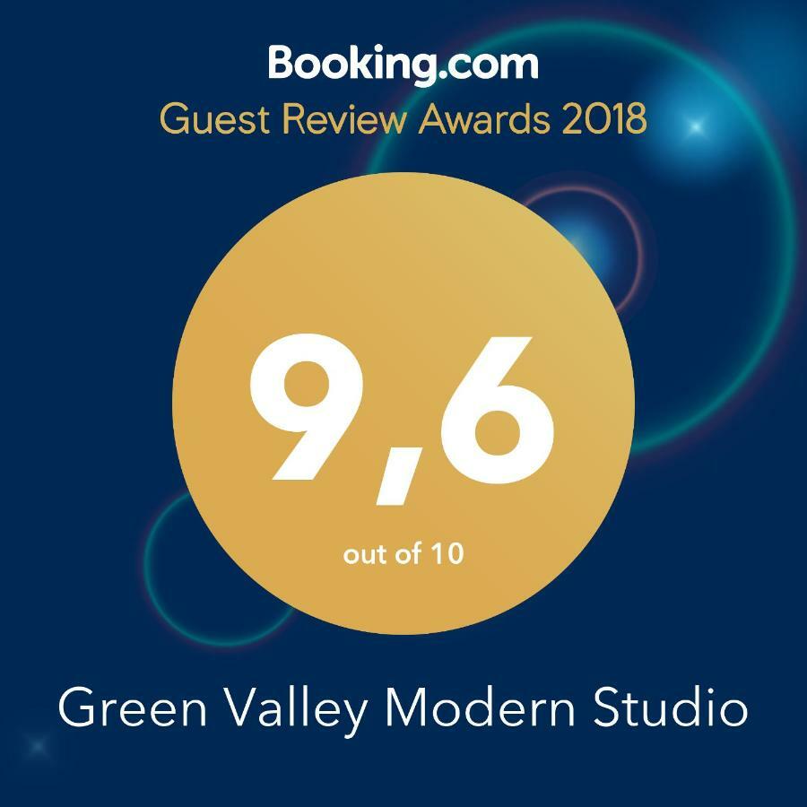 Green Valley Modern Studio Limassol Exteriör bild